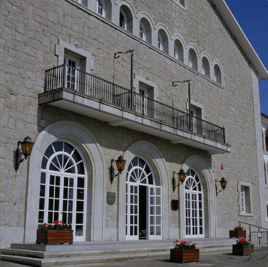 Parador De Vic-Sau Tavernoles Exterior photo